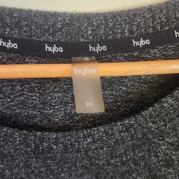 Hyba long sleeved tunic sweater - Picture 2 of 9